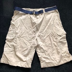 Men’s cargo shorts